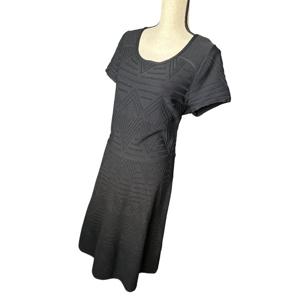 Talbots Black Knit Geometric Textured Short Sleeve A-Line Little Black Dress 1X - Picture 2 of 4